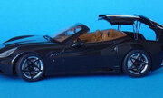 Ferrari California 1:24