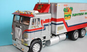 White-Freightliner Van Rig 1:25