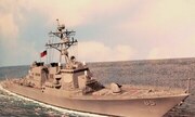 Lenkwaffenzerstörer USS Benfold DDG-65 1:700