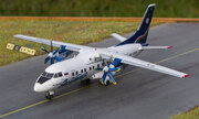 Antonov An-140 1:144