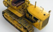 Caterpillar D7 1:35