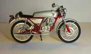 Honda Dream 50 1:12